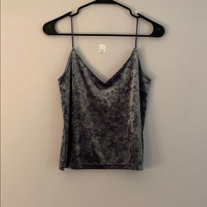 Velvet night out tank🤩